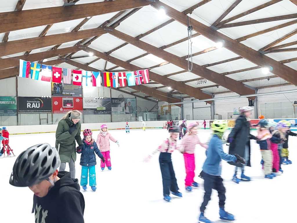 Schlittschuhlaufen_Postdamm_2026 (1)
